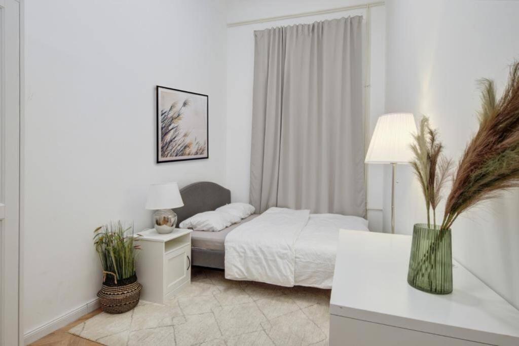 Lovely 3 Bedrooms Apartment In The Jewish Quarter Budapest Exterior foto
